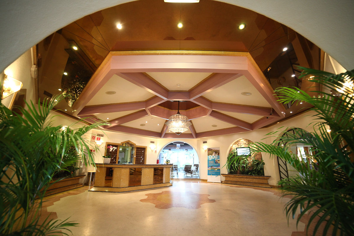 Flor Da Rocha Apartahotel 4*