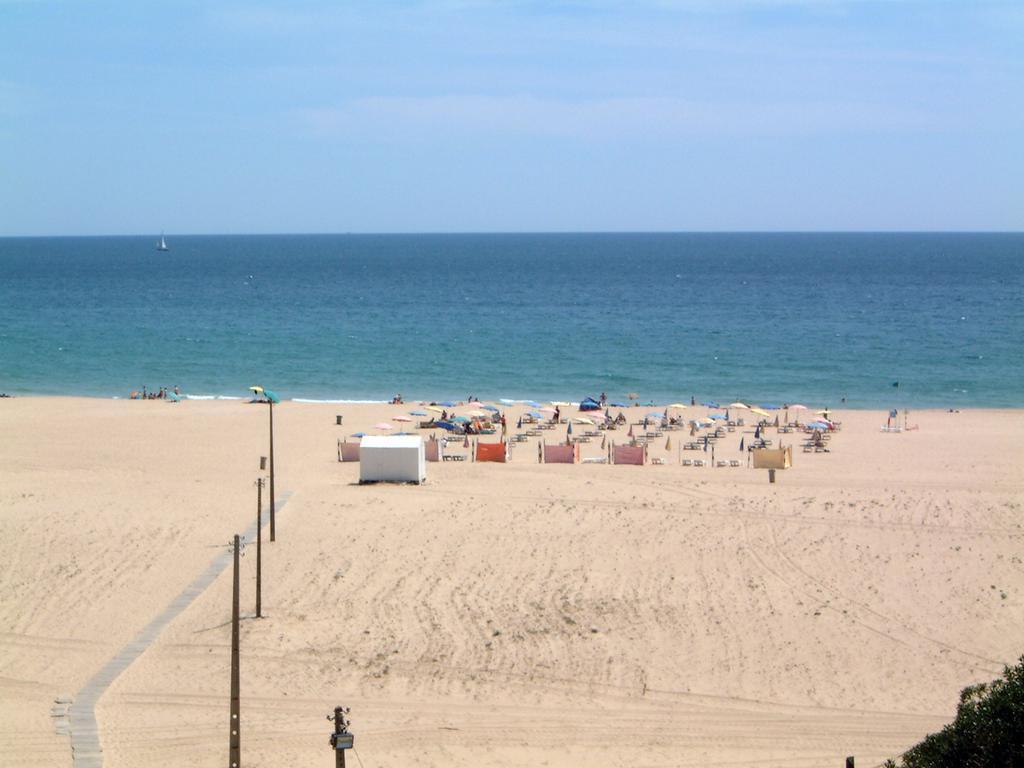 Apartahotel Flor Da Rocha 4*