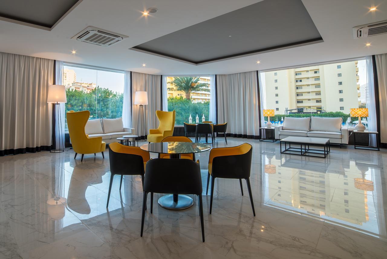Apartahotel Flor Da Rocha 4*